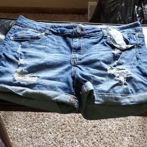 Distressed shorts